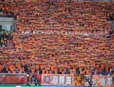 PG在线网站-观赛热情高涨，球迷支持满满