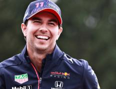 PG电子试玩-梅赛德斯横扫雷诺车队，佩雷兹刷新纪录的简单介绍