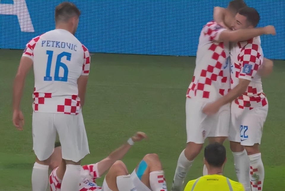 PG电子官方-瑞典队遭遇两连败,晋级形势堪忧