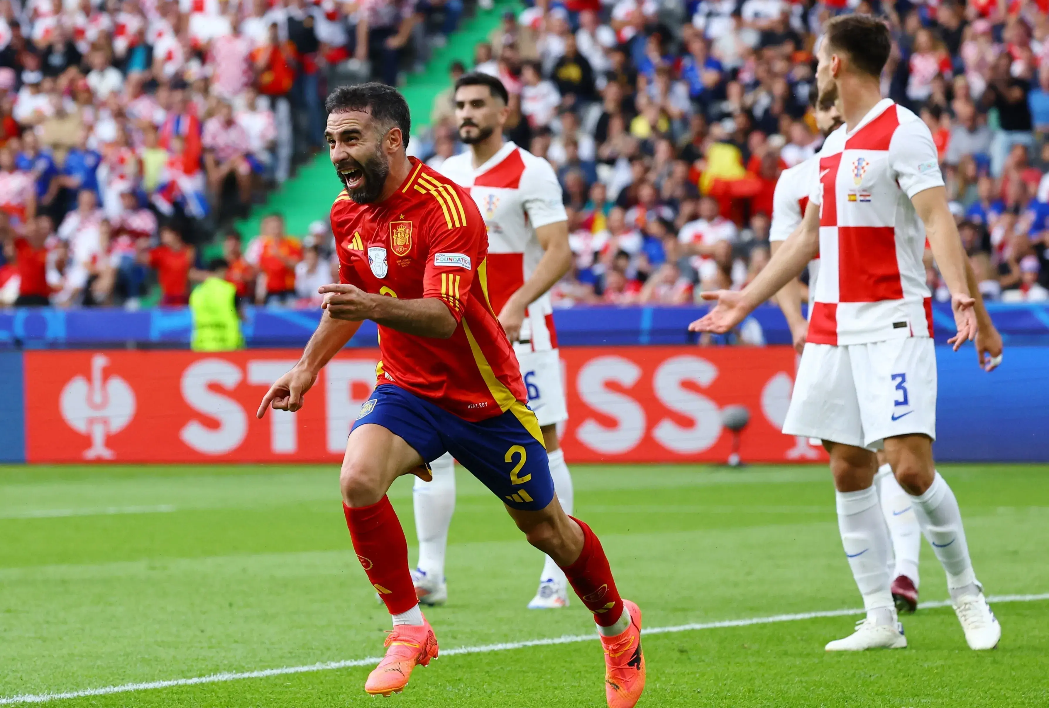 PG中国官网-意大利胜出西班牙，小组第一晋级