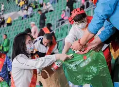 PG在线网站-观赛热情高涨,球迷支持满满